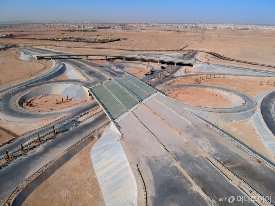 쿠웨이트 도하링크 육상교량 및 IC 전경. /사진제공=GS건설 