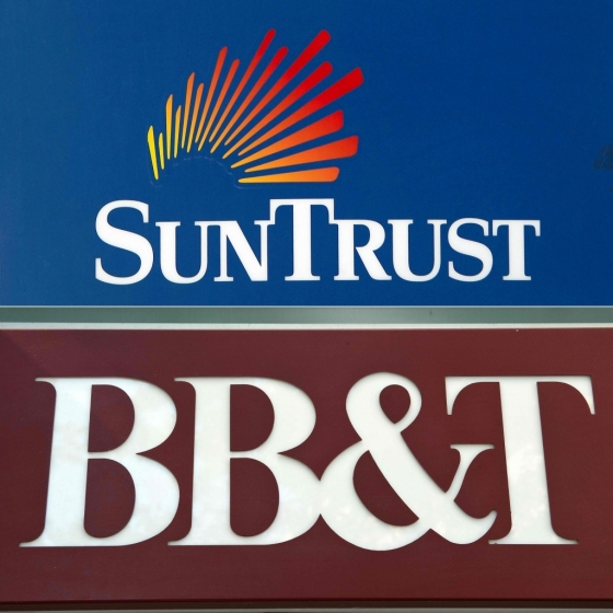 7일(현지시간) 합병 계획을 밝힌 미국 BB&T와 선트러스트 은행 로고. /AFPBBNews=뉴스1