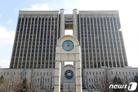 서울중앙지방법원. 2019.1.22/뉴스1 © News1 이승배 기자