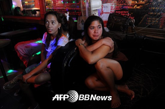 "남자만 오세요"… 북적이는 필리핀 섹스 관광지