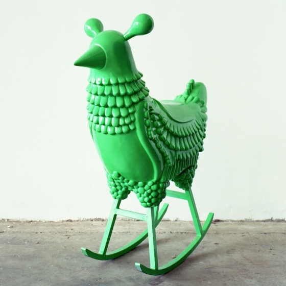 Green Chicken, 2006, Lacquered fiberglass & leather & steel, 100 x 40 x 121 cm, Courtesy of the Groninger Museum, NL. /=븲̼