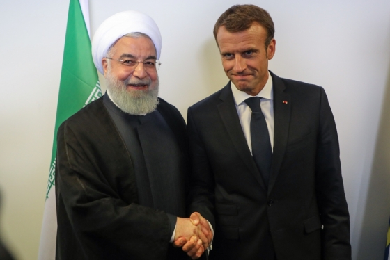 지난해 9월 미국 뉴욕에서 열린 유엔 총회에서 만난 에마뉘엘 마크롱 프랑스 대통령(오른쪽)과 하산 로하니 이란 대통령. /사진=AFP통신