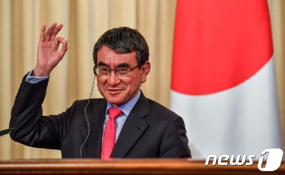 고노 다로(河野太?) 일본 외무상 © AFP=뉴스1