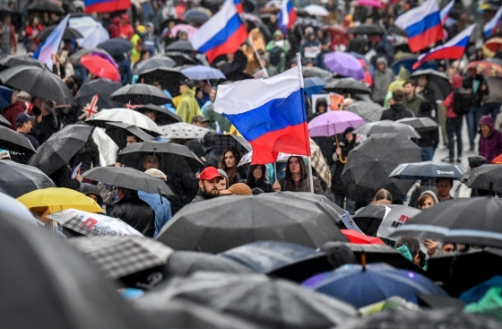10일(현지시간) 오후 러시아 수도 모스크바에서 시민 수만명이 시위를 벌이는 모습. /사진=AFP
