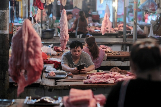중국 허난성의 한 육류시장. /사진=AFP.