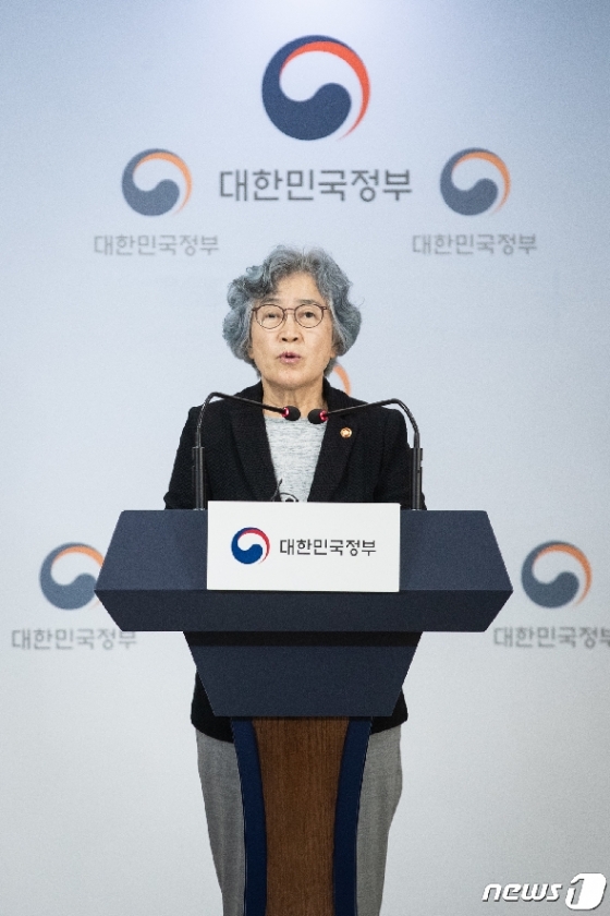 [사진] '채용비리' 감사원 결과 관련 입장 밝히는 박은정 국민권익위원장