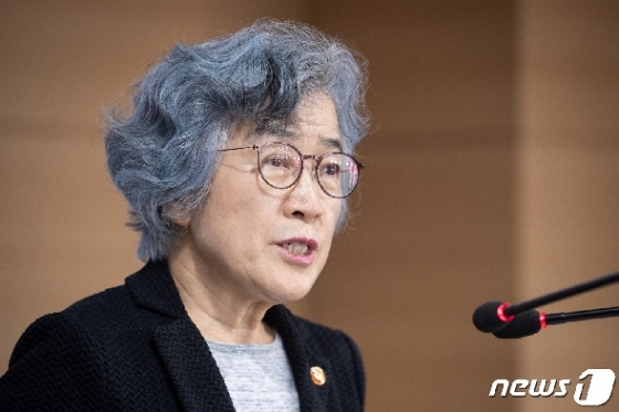 [사진] 박은정 국민권익위원장 "채용비리, 단기간 해결 어렵지만 이번 정부내 뿌리뽑도록 노력"