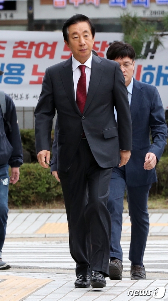 [사진] '3차 공판 출석하는 김성태 의원'