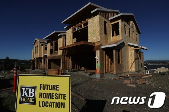미국 캘리포니아주 서쪽에 위치한 페털루마의 한 신규 주택 건설 현장 /AFP=뉴스1