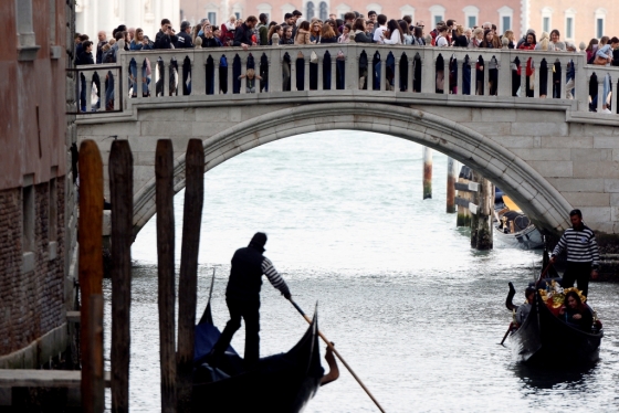 연간 2000만명이 방문하는 관광도시 베네치아가 자치권 획득을 위한 주민 투표에 나선다. /사진=로이터