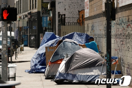 미국 로스앤젤레스(LA)의 노숙자 텐트 © 로이터=뉴스1