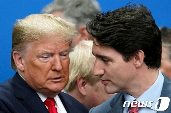 도널드 트럼프 미국 대통령(왼쪽)과 저스틴 트뤼도 캐나다 총리(오른쪽) © 로이터=뉴스1
