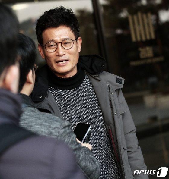 [사진] 이틀 연속 檢조사 마친 김기현측 비서실장