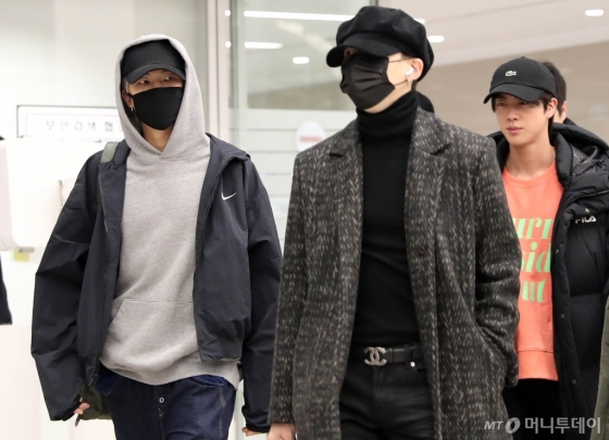 [사진]방탄소년단 '피곤한 입국'
