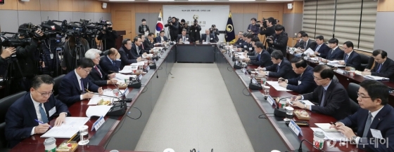 [사진]금융위원회 'DLF사태 관련 시중은행장 간담회'