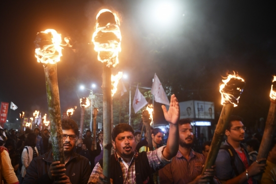 무슬림을 제외한 인도 시민권법 개정안에 반대하는 급진 시위대. /사진=AFP