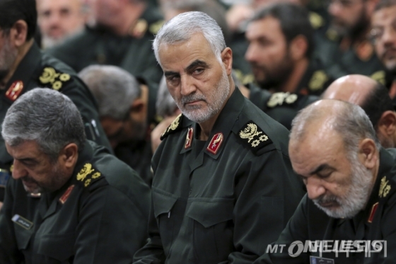 미국의 공습으로 사망한 이란 혁명수비대 정예부대 쿠드스군의 거셈 솔레이마니 총사령관/사진제공=뉴시스