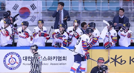 2019 레거시컵 대회 당시 한국 대표팀. /사진=대한아이스하키협회 제공<br>
<br>
