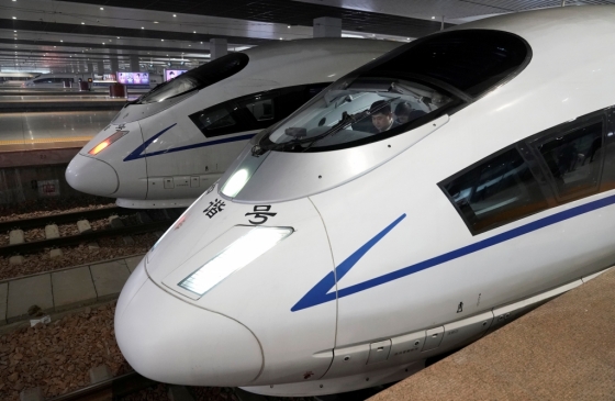 중국 베이징에서 출발하는 고속열차/사진=로이터