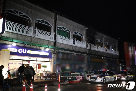 [사진] 동해 펜션 폭발 사고 '검게 그을린 현장'