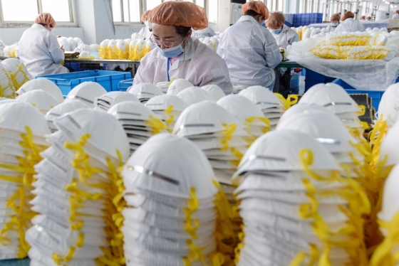 중국의 마스크 공장/사진=AFP