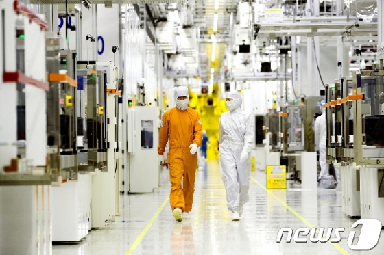삼성전자 반도체 생산공장 (삼성전자) © 뉴스1