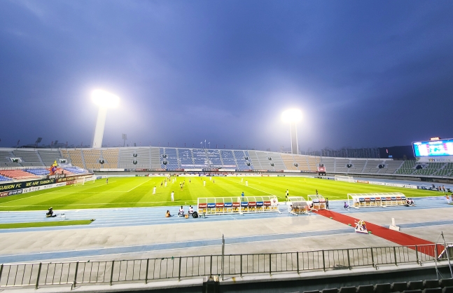 1일 수원FC와 인천의 FA컵 3라운드 경기가 열린 수원종합운동장. /사진=김우종 기자