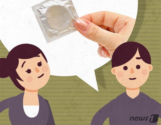 전남 담양의 한 고교에서 콘돔 끼우기 실습을 하려던 교사가 학부모 반발로 관련 수업을 취소했다. /© News1 DB