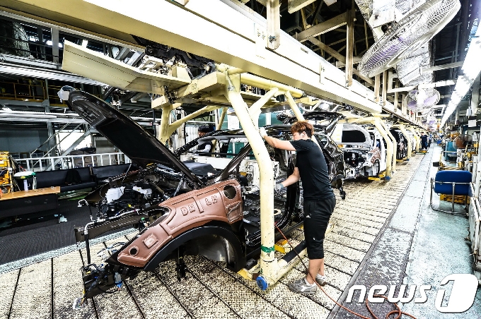현대자동차 2공장 생산라인. © News1