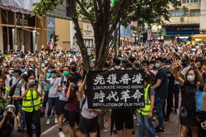 홍콩 보안법에 반대하는 시위대/사진=AFP