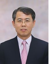이흥구 부산고법 부장판사(대법원 제공)© 뉴스1