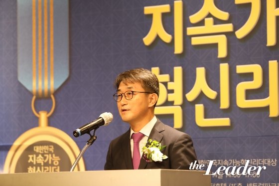 김준형 머니투데이 전무이사가「2020 대한민국 지속가능 혁신리더 대상」축사를 하고 있다. 
