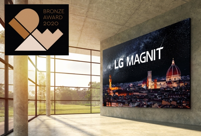 LG전자의 케이블리스 콘셉트 LED(발광다이오드) 사이니지가 세계적 권위의 디자인상인 'IDEA 2020'에서 동상을 수상했다. 이 디자인을 적용한 'LG 매그니트'. /사진제공=LG전자