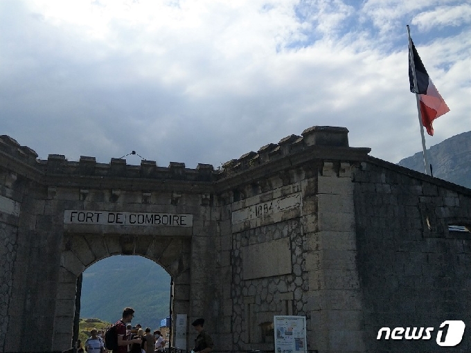 콤부아르 요새 입구 모습 (정경화 통신원 제공) © 뉴스1