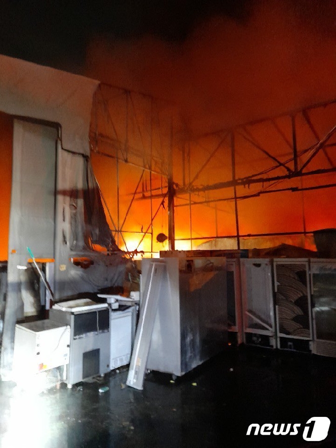 [사진] 인천 중고가전제품 판매업체서 불