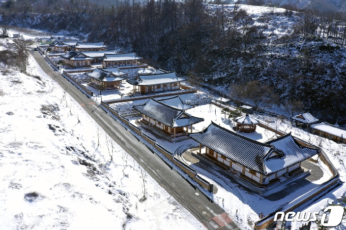 전북 장수군이 겨울철 비수기를 맞아 숙박단지인 대곡관광지 할인 행사를 실시한다.(장수군제공)2020.12.3/뉴스1
