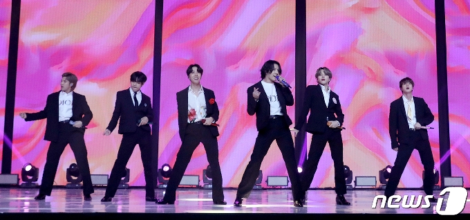 [사진] 방탄소년단(BTS) '급이 다른 무대'