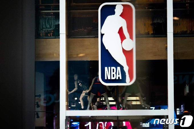 미국프로농구(NBA)에서 코로나19 추가 확진자 16명이 발생했다. © AFP=뉴스1