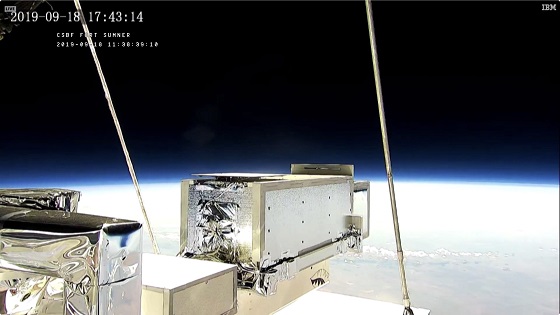 2019년 9월 18일 과학용 풍선기구에 실려 성층권에서 관측 중인 코로나그래프/사진=천문연