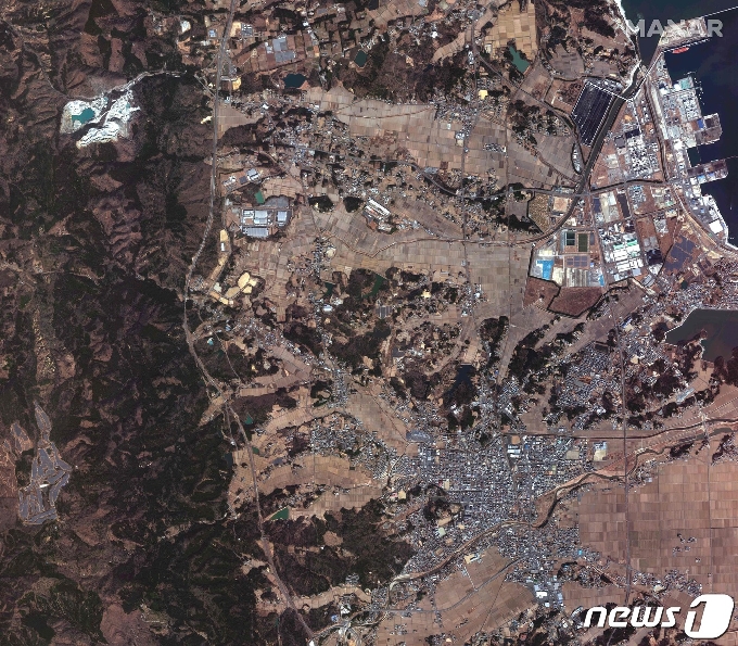 [사진] 지진 강타에 폐허로 변한 일본 소마
