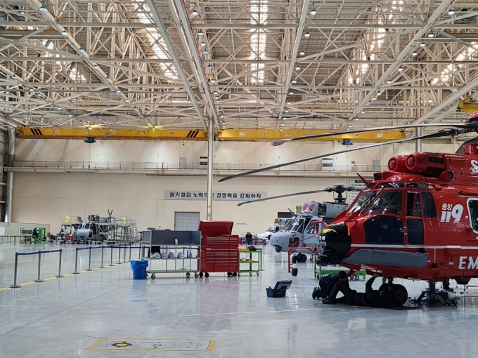 중앙119구조본부와 EC-225 헬기/사진제공=KAI