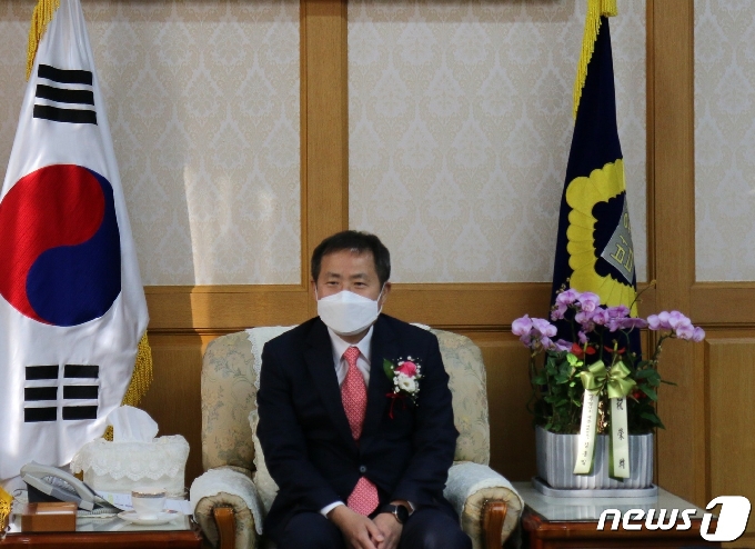 강영수 제31대 인천지방법원장(인천지법 제공)2021.2.9/뉴스1 © News1 박아론 기자