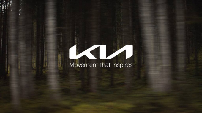 기아자동차는 15일 유튜브와 글로벌 브랜드 웹사이트를 통해 '뉴 기아 브랜드 쇼케이스(New Kia Brand Showcase)'를 개최, 새로운 브랜드 지향점과 지속 가능한 모빌리티 솔루션을 제공하기 위한 구체적인 미래 전략을 발표했다. 사진은 기아차의 새 로고와 브랜드 슬로건. (사진=기아자동차 제공) 2021.01.15. /사진=뉴시스