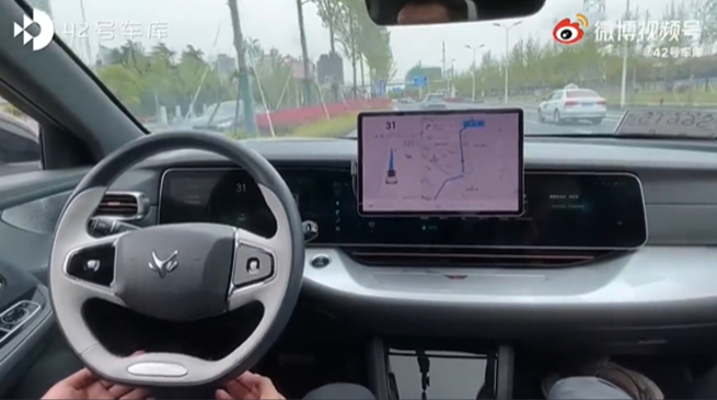 ‘알파S 화웨이 HI’ 자율주행 테스트 장면 /사진=중국 웨이보 영상 갈무리