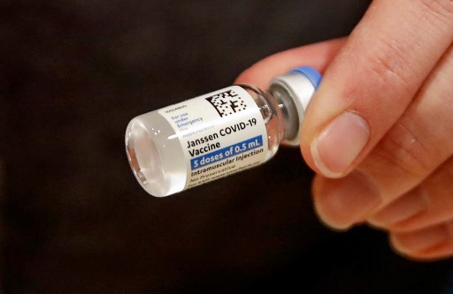 존슨앤존슨(J&J)의 제약부문 자회사 얀센의 코로나19 백신/사진=AFP