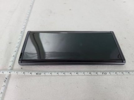 LG전자 롤러블 스마트폰 'LG 롤러블'로 추정되는 제품 /사진=트론 트위터