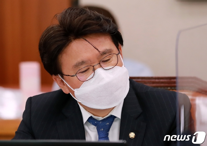 황운하 더불어민주당 의원(자료사진). 2021.4.28/뉴스1 © News1 구윤성 기자