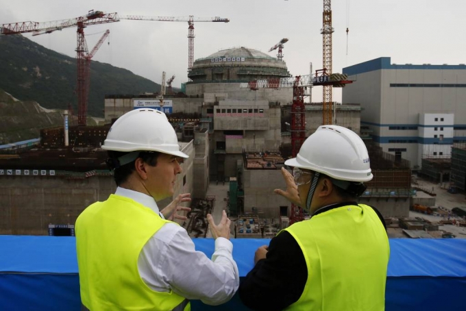  [타이산=AP/뉴시스] 최근 방사성 물질 유출 의혹으로 미국 정부가 조사에 나선 중국 광둥성 타이산 원자력발전소의 건설현장을 지난 2013년 10월17일 촬영한 자료사진. 2021.06.14