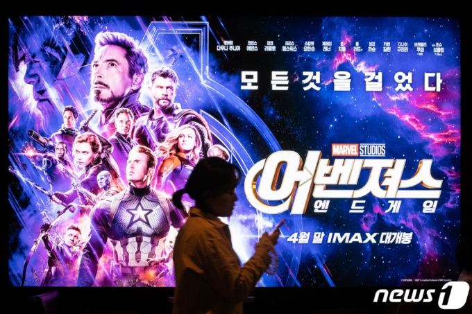 '콘텐츠 공룡' 디즈니+ 11월 한국 진출...'넷플릭스 1강체제' 깰까