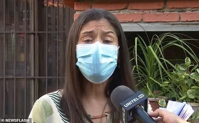 볼리비아에서 11세 소녀가 의붓 할아버지의 성폭행으로 임신했으나 가족은 낙태를 반대하고 있다. /사진=데일리메일 페이스북 캡처.